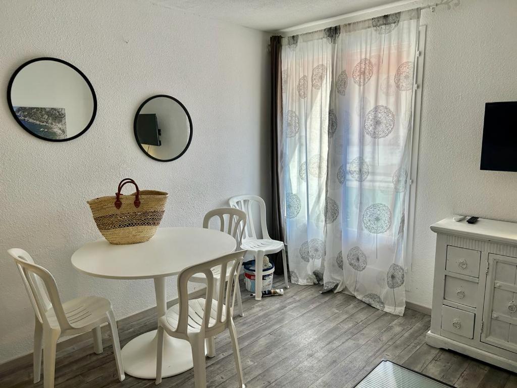 Studio Meuble Bord De Mer Bormes-les-Mimosas Exterior foto
